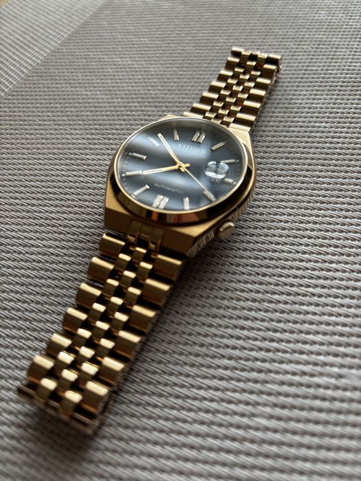 Чоловічий годинник CITIZEN TSUYOSA 60