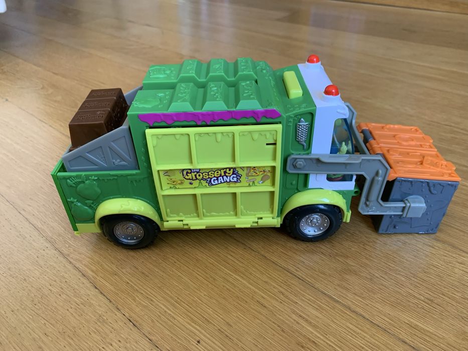 Grossery Gang (camião + 22 bonecos)