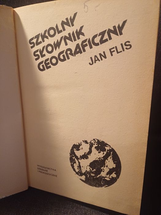 Jan Flis Szkolny słownik geograficzny