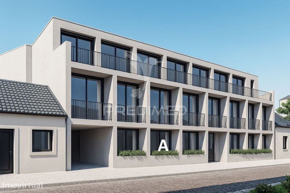 Apartamento T2 com terraço em Sines