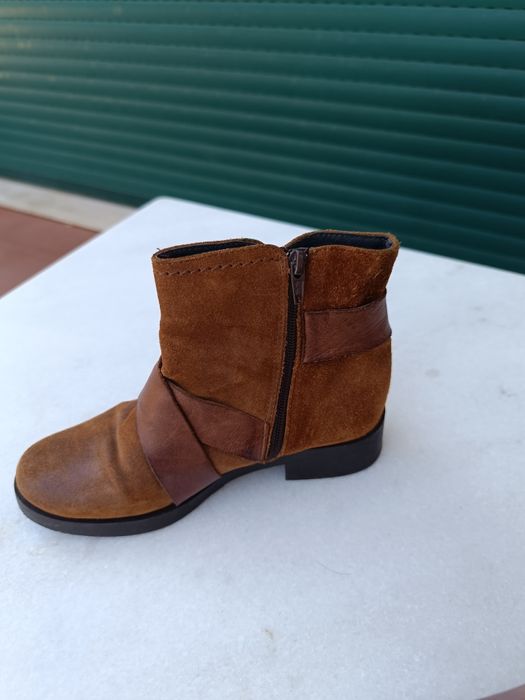 Botas - Mulher - Tamanho 36