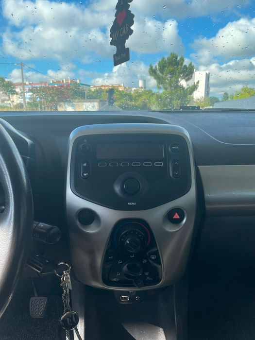 Toyota Aygo — fotografia 11