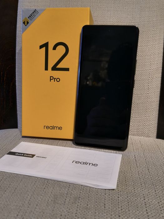 Realmy 12 pro  jak nowy