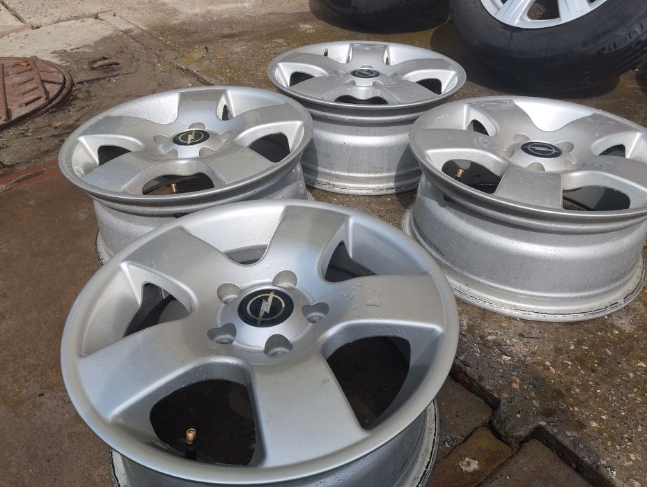 Продам комплект дисків OPEL R15.