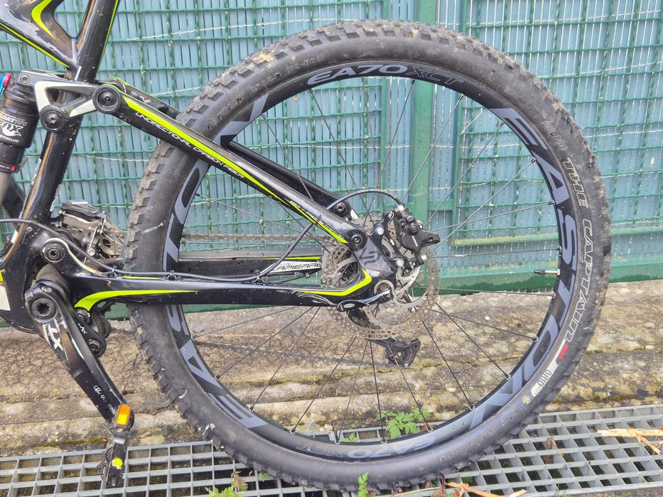 Bicicleta  carbono Btt     Lapierre x-flow 612 Suspensão total