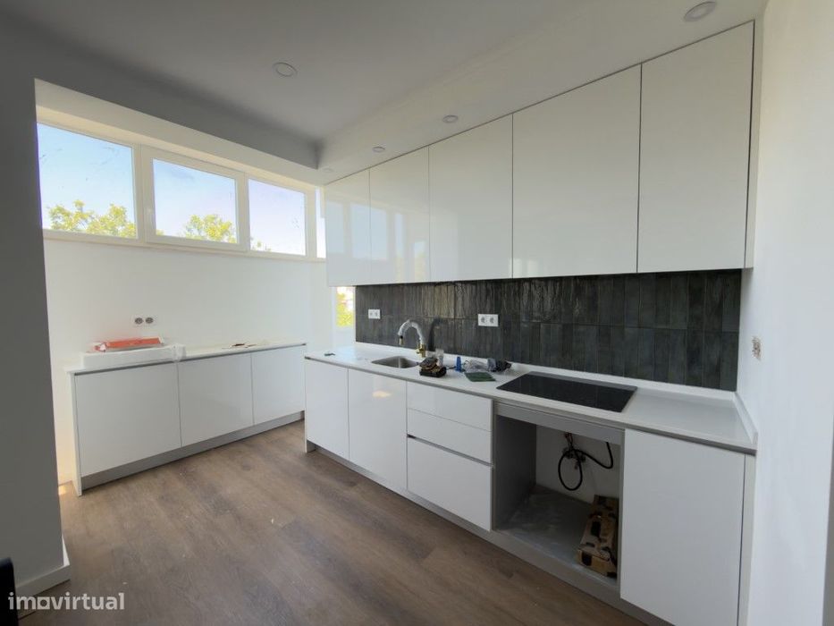 Apartamento T2, Reboleira, Amadora