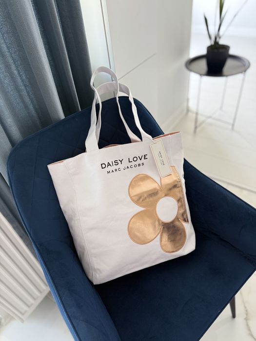 Шоппер marc jacobs daisy love сумка marc jacobs шопер