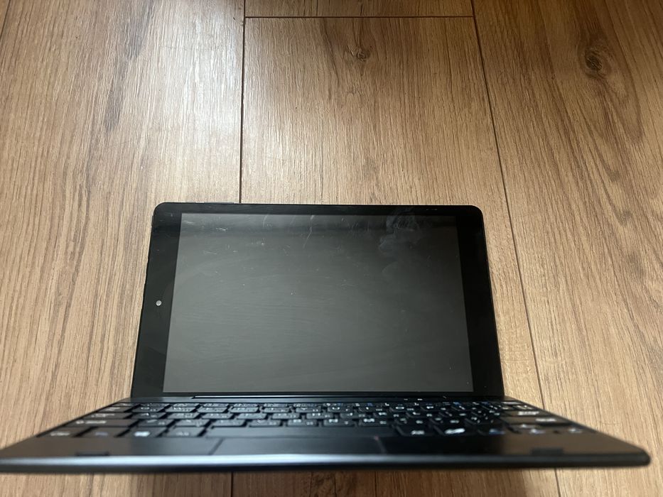 Планшет Bravis WXi89 3G Black з зйомною клавіатурою