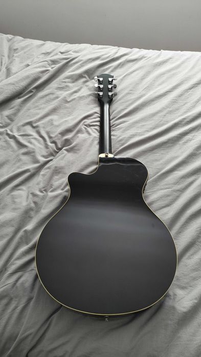 Guitarra Yamaha APX500iii
