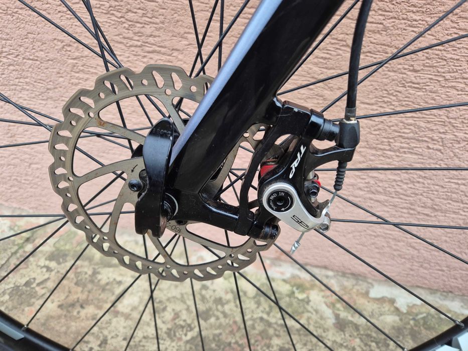 Rower szosowy full carbon Giant Defy Advanced disc, Shimano Tiagra