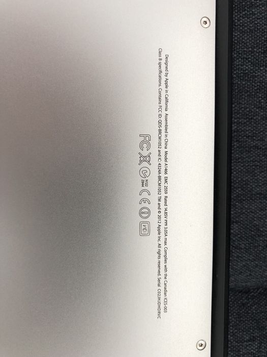 Macbook AIR 1466 13,3”