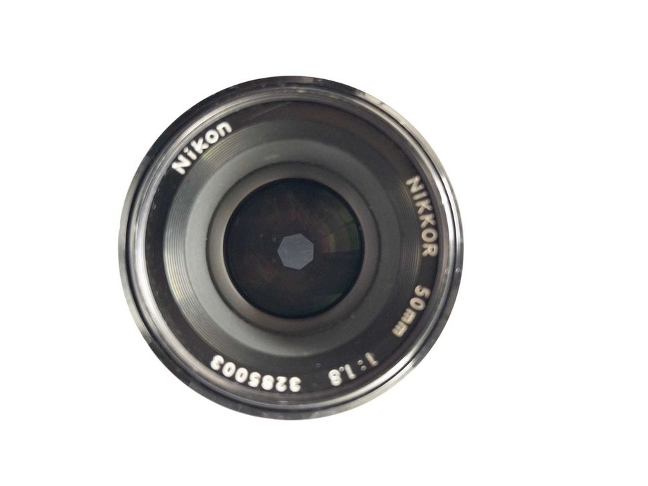 Objetiva Nikkor (Nikon) 50mm f/1.8