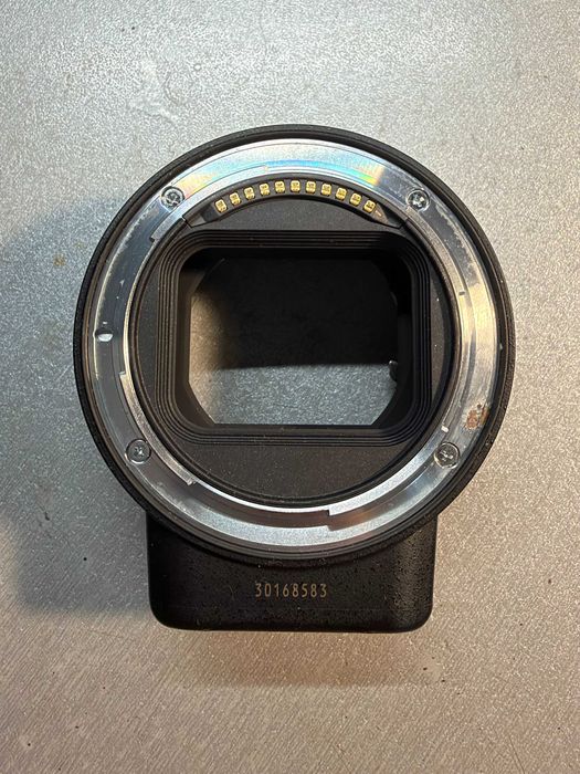 Nikon FTZ адаптер