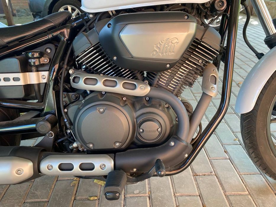 Yamaha Bolt XV950R Официал состояние Новый 6500км