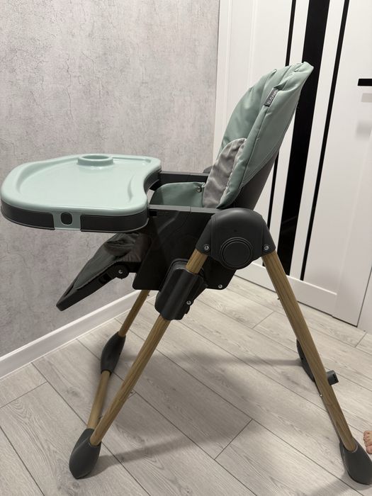 Продам стульчик для кормления