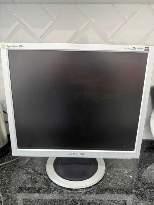 Monitor Samsung 901N