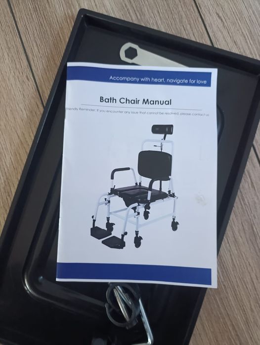 Wózek kąpielowo-toaletowy – NOWY