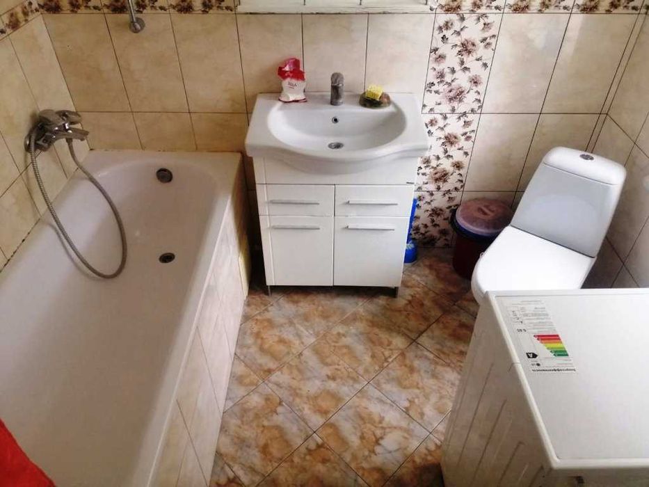 Оренда частини будинку 2кімнати ройон Автовокзалу.