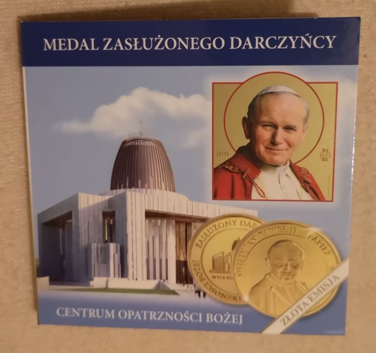 Dwa medale pamiątkowe.