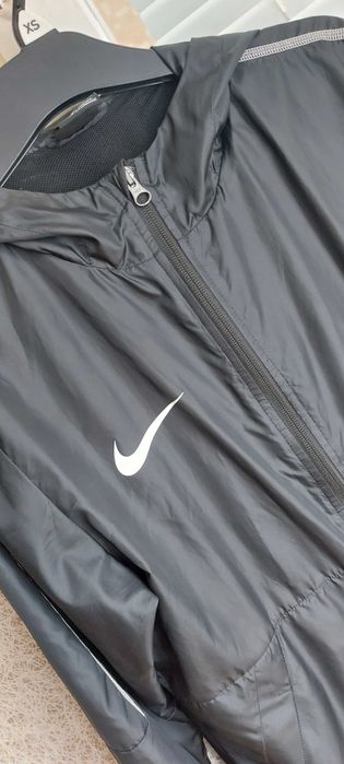 Nowa Wiatrówka Damska Nike rozmiar S Barlinek