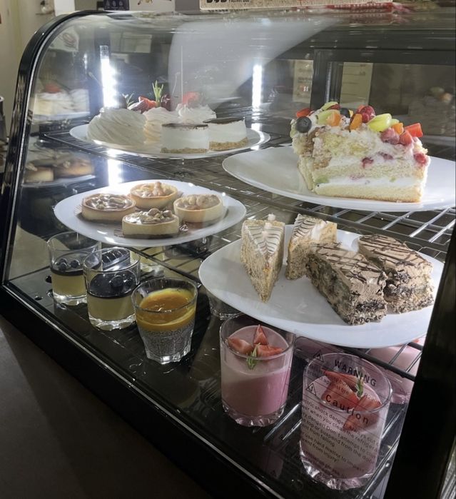 Кондитерська вітрина 100l