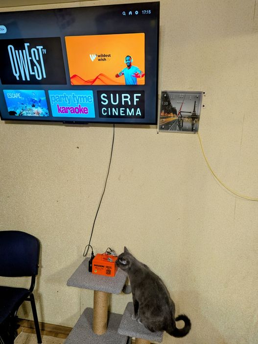 Компактна зарядна станція , павербанк, 220V (14Ah / 168ват/год)