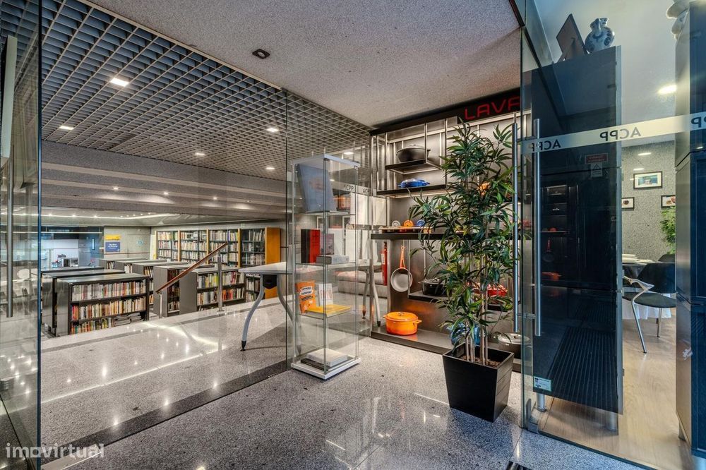 Ativo Imobiliário I Espaço Comercial I Único I Versátil I Venda I Lapa