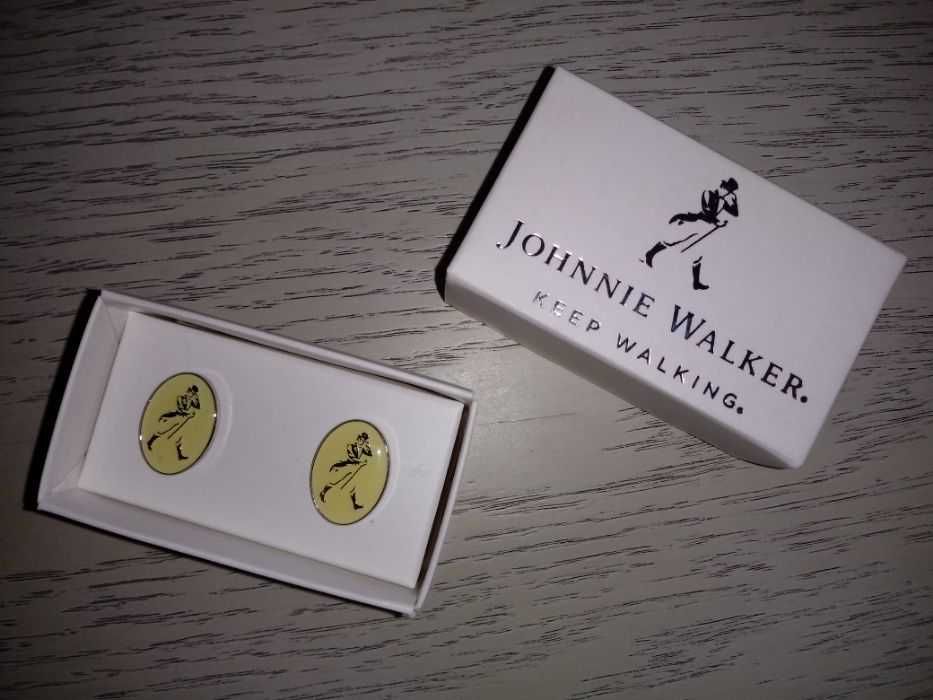 Spinki do mankietów.