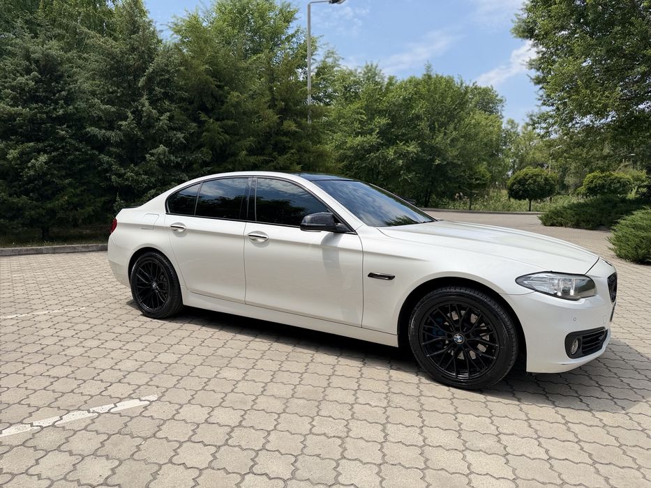 BMW 5 Series 2013 VIN WBA5C91050D459384 фото оголошення 6 з 15