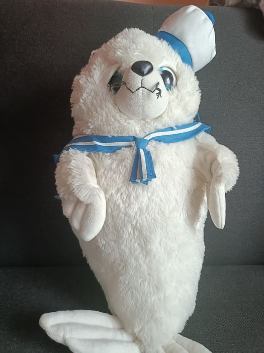 Maskotka foka marynarz