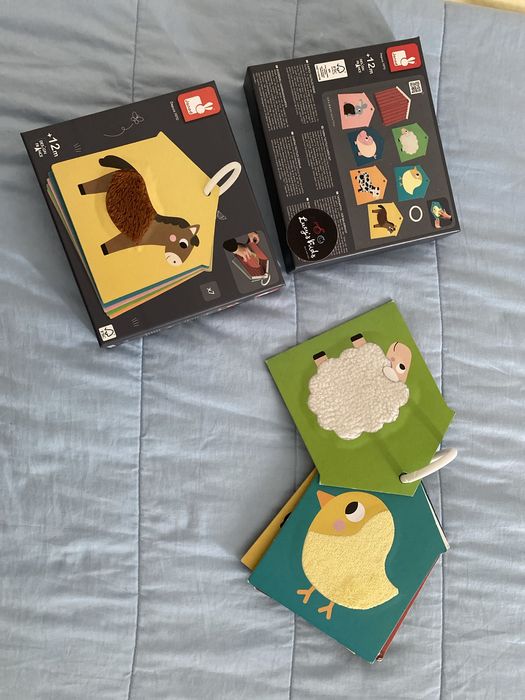 Livro sensorial bebé animais