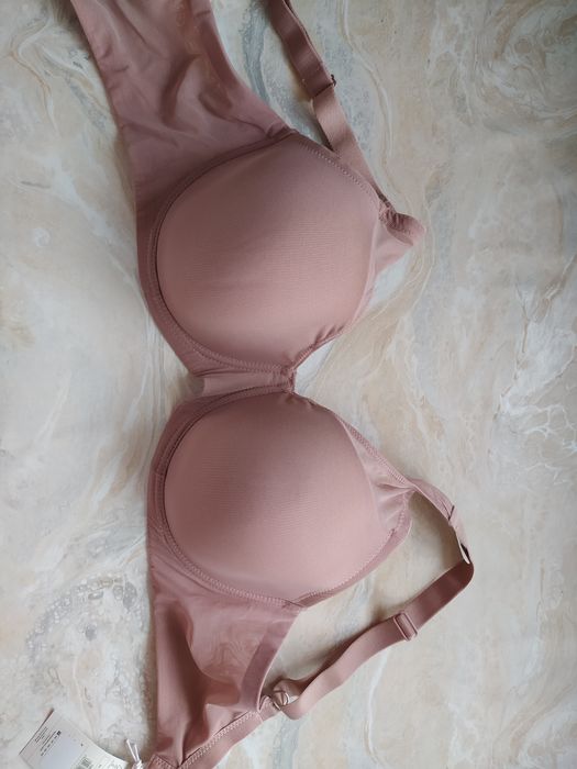 Бюстгальтер,  новий 80F