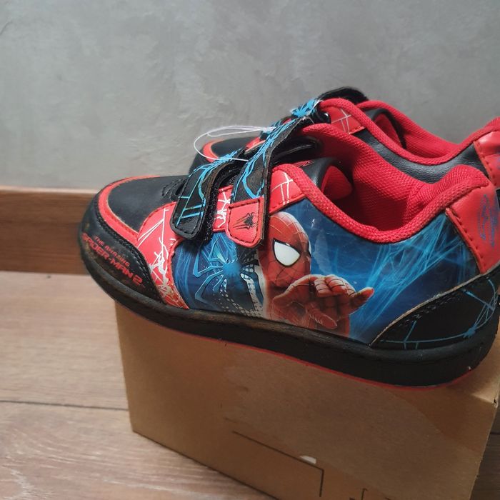 Кросівки Блискавка Макквіна