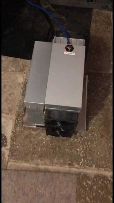 Asic Antminer S19k pro 140Th Новый на гарантии