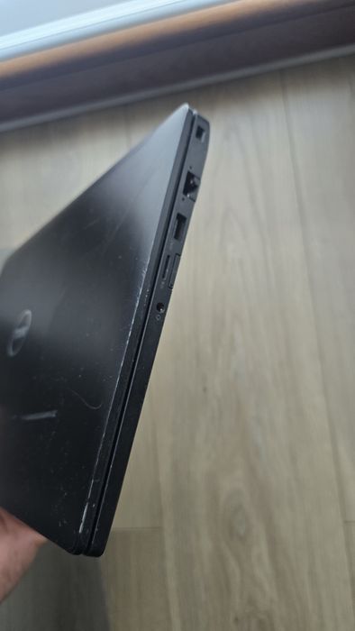 DELL latitude 7480 8GB ram, windows 11, zasilacz komplet