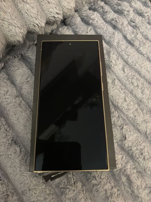 Samsung Galaxy S24 Ultra 12/256 GB