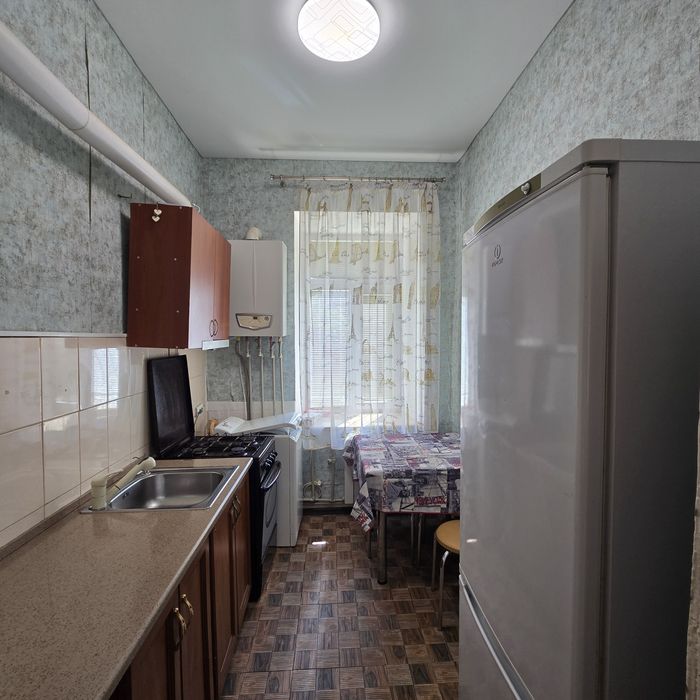 Продаж 1 кімнатна  квартира  Центр вулиця Адміральська