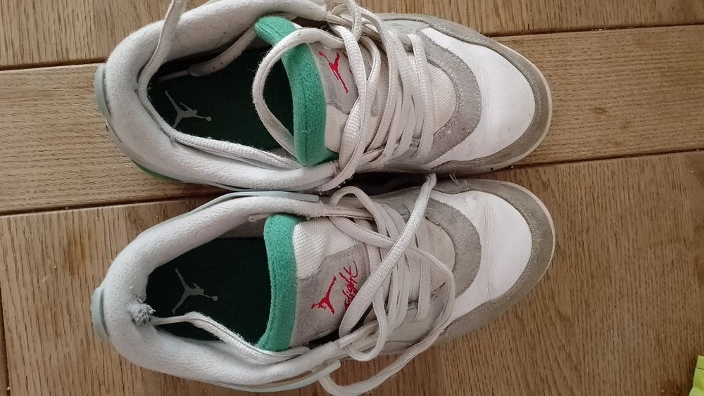 Buty Nike Air Jordan 4 pine rozm. 39