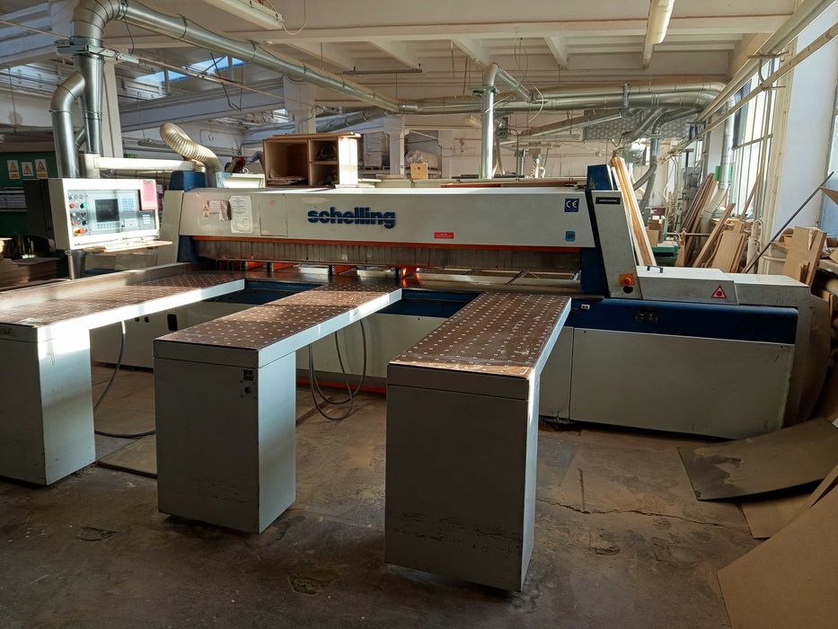 SCHELLING Piła do rozkroju płyt FM 330