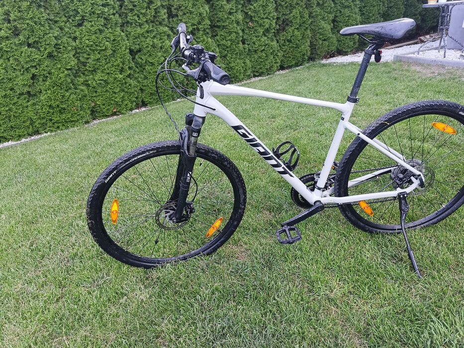 Giant Roam 3 prawie nowy rama L 2022rok