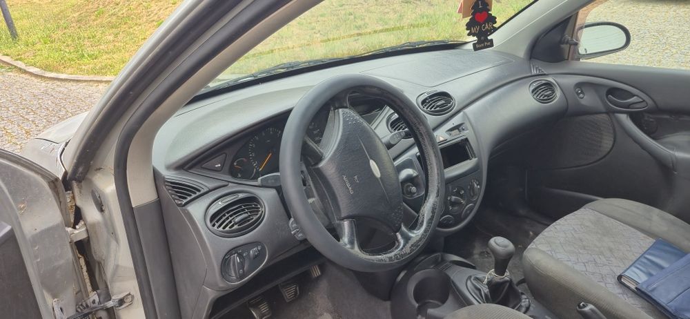 Ford focus 1.4i 2001