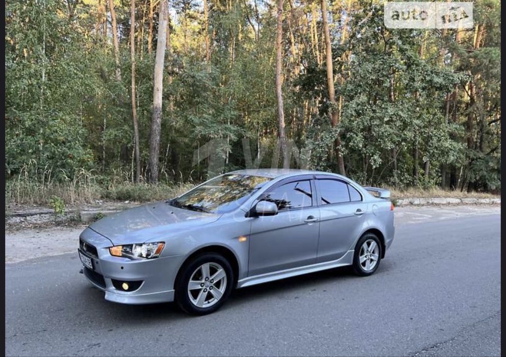 Mitsubishi LANCER 10 1.5 автомат Хозяин