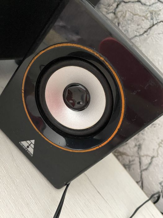 Колонка самбуфер акустична система