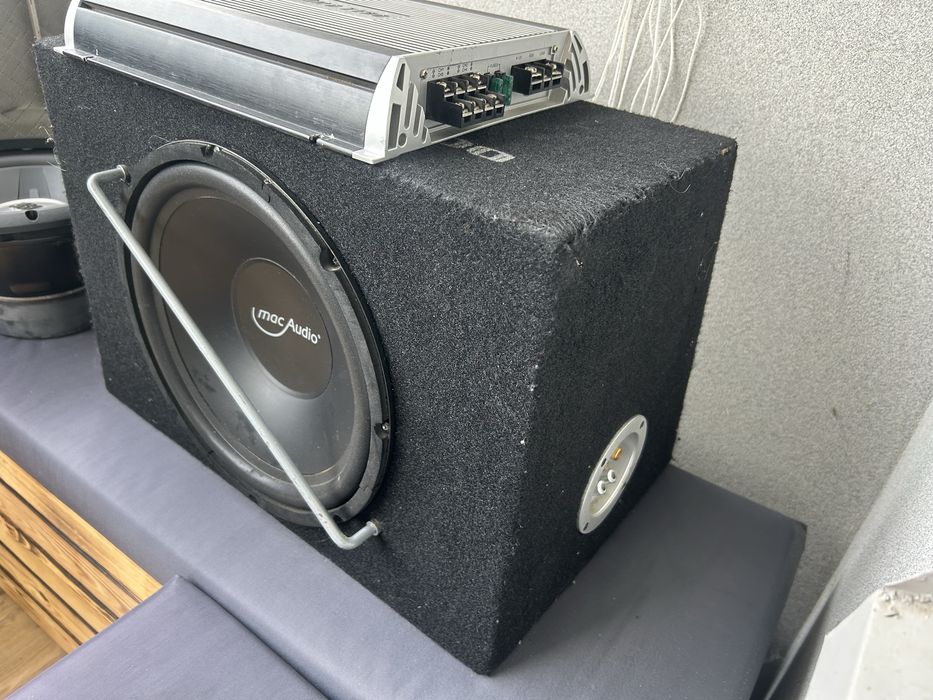Zestaw car audio skrzynia basowa wzmacniacz