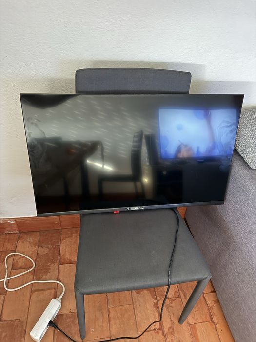 Televisão LED Smart 32” – Modelo MIDE32STV – Impecável