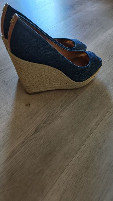 Sandálias cunha Coach