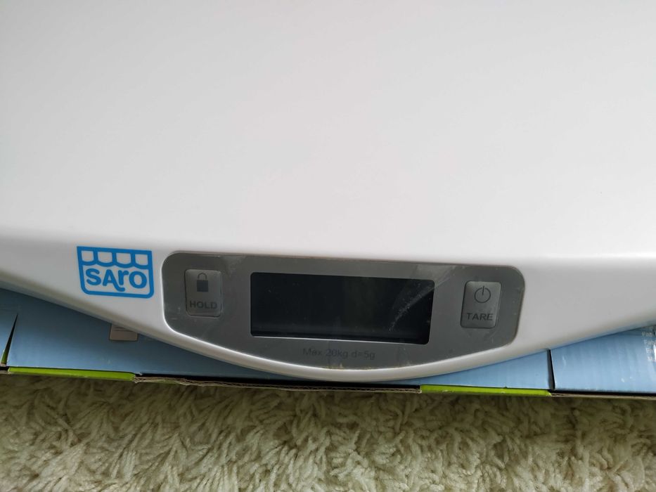 Balança digital para pesar bebé