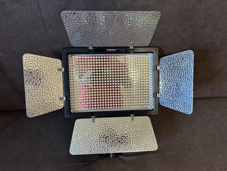 Видеосвет YONGNUO YN600 II