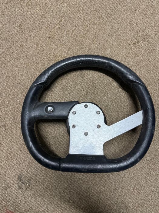 Volante Universal