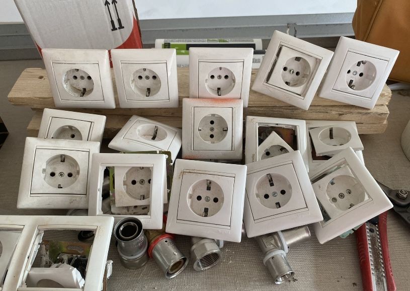 Tomadas legrand usadas